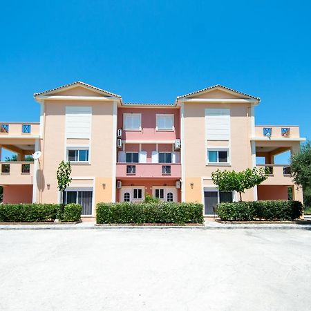Aestas Apartment Лаганас Екстериор снимка