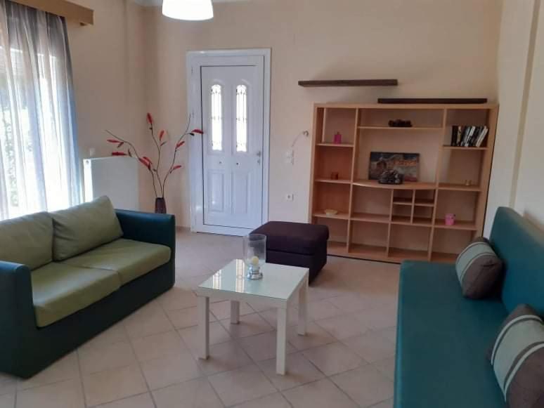 Aestas Apartment Лаганас Екстериор снимка